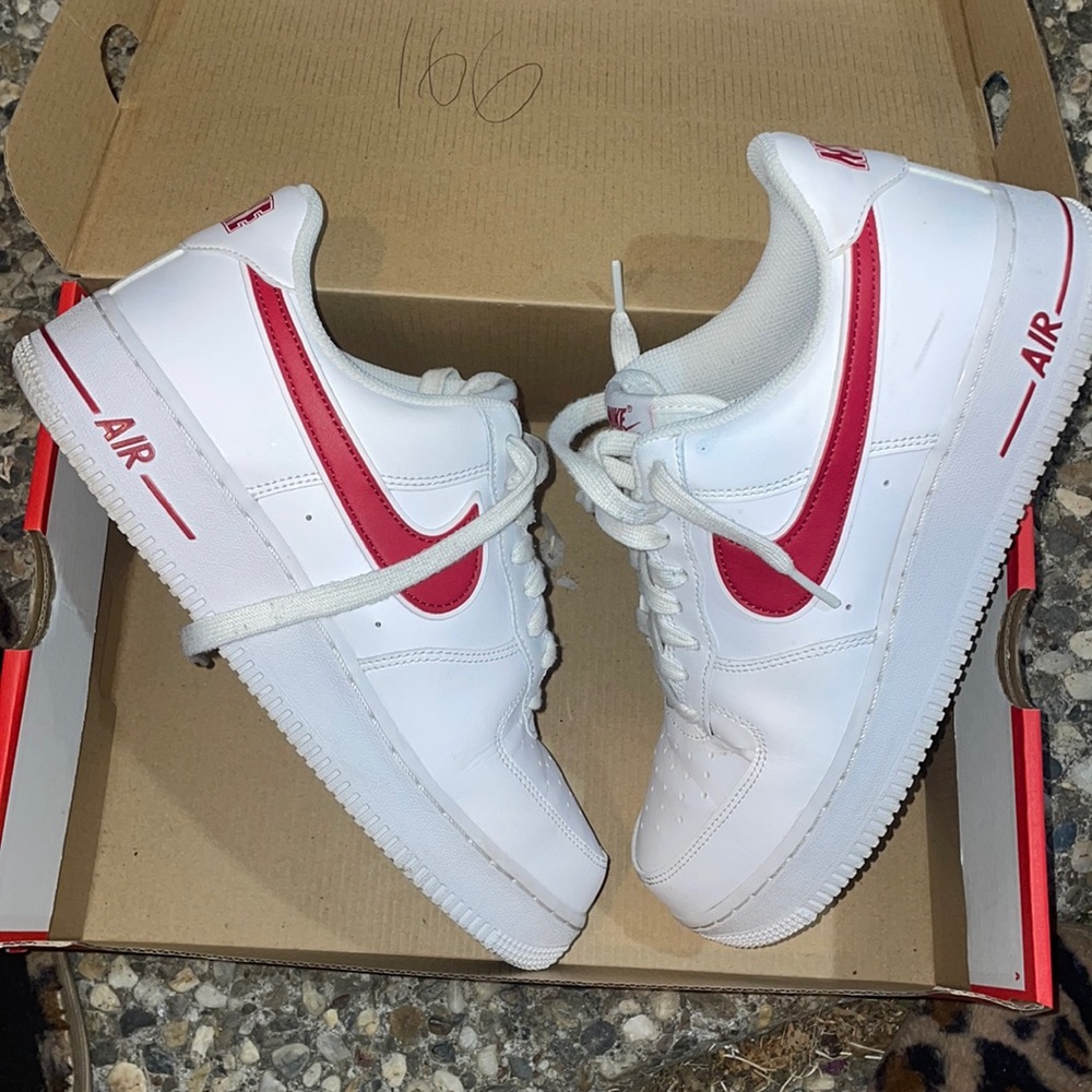 Nike Air Force 1 White & Red